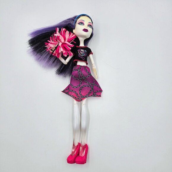 Monster High Ghoul Spirit Spectra Vondergeist Doll Mattel 2010 Read - Picture 10 of 16
